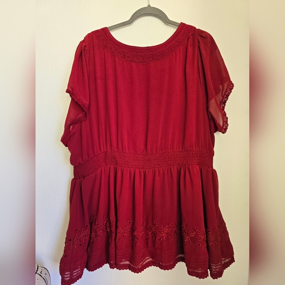 Torrid Scarlet Floral Blouse - Picture 6 of 8